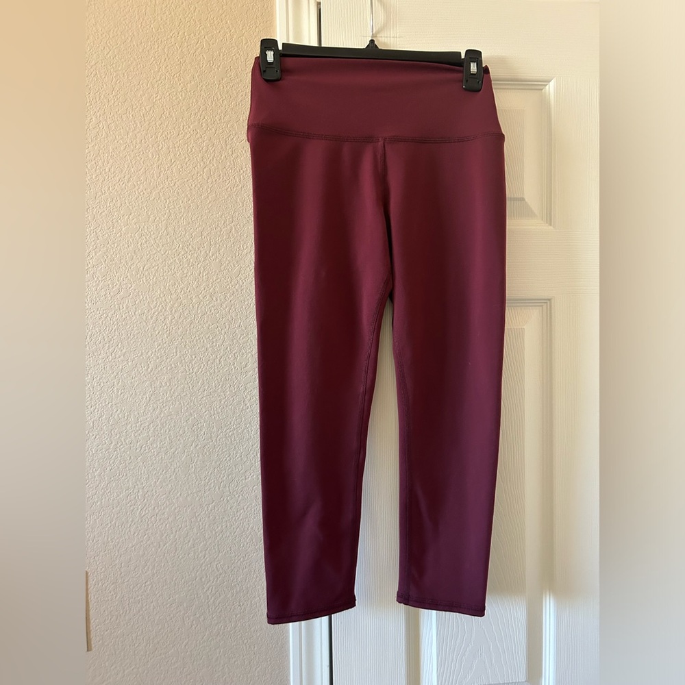 Alo Yoga Airbrush Cropped Leggings